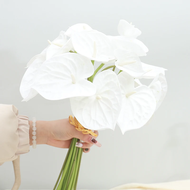 (ห่อ) 4ชิ้น/ห่อสัมผัสแท้ Anthurium PU ดอกไม้ประดิษฐ์ตกแต่งบ้านแต่งงานคริสต์มาสหรูหรา Flores Plantielle ตกแต่ง