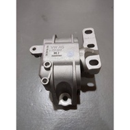 (1K0199262M) VW ENGINE MOUNTING DRIVER SIDE RIGHT HAND EA888-2 2.0 GOLF MK6 PASSAT B6 B7 TOURAN