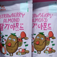 Nuts Holic Strawberry Almond 180gram