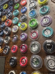 超過80款網球線現貨/穿線服務