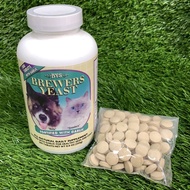 Supplements To Avoid Autumn Animal Fur. Supplements For Beautiful Cat And Dog Fur. Brewers Yeast Sup