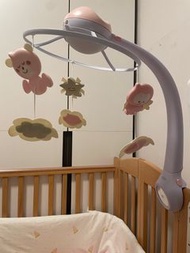 嬰兒床音樂旋轉玩具