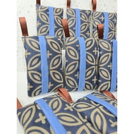 Batik tissue pouch full inner lining with one packet free tissue