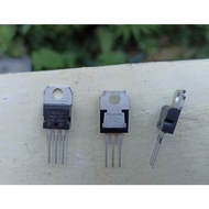 0l7805cv L7805 7805 TO-220 POSITIVE VOLTAGE REGULATOR 5V