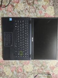 二手筆電很新的 ASUS E410 MA，14吋超輕薄卻能流暢跑4K影片，又超省電幾乎與手機差不多，1080pwin11