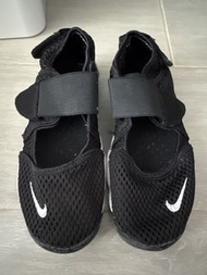 Nike Air Rift EU35 運動涼鞋 大童 忍者鞋