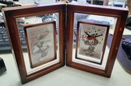 ╭★㊣ 二手 迷你 雙面可開闔 米老鼠相框時鐘【Mickey Mouse】PS: 左側可放照片,右側無玻璃 特價 $59