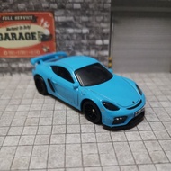 Hotwheels Premium Porsche 718 Cayman GT4 (Boulevard)