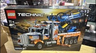 全新 只開外盒 內盒未開 Lego 42128 Heavy-Duty Tow Truck 重型拖車