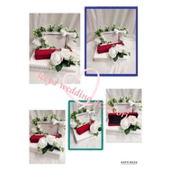 gubahan frame mas kahwin c/w bekas rantai tangan-baldu merah(silverwhite)