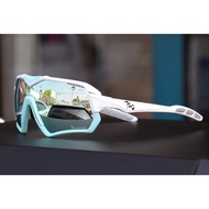 ** OZ 720 armour * V Series B411-4 HICOLOR