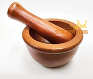 Wooden Mortar and pestle / Garlic Press Spice Crusher /  Lesung Kayu