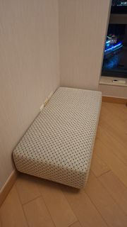 床頭靠墊 菱形格紋設計