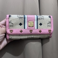 Dompet MCM