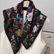 P9 Ink Bottom Flower Silk Wool Single Side 68 * 68 Scarf Square Scarf