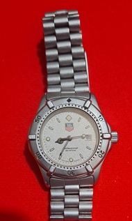 中古*泰格豪雅*潛水男裝錶Tag

Heuer 962.213R professional 200 Man's watch