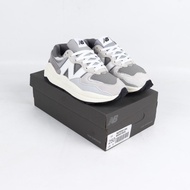 ORIGINAL/BEST/ Sepatu Sneakers New Balance M5740TA Grey Day