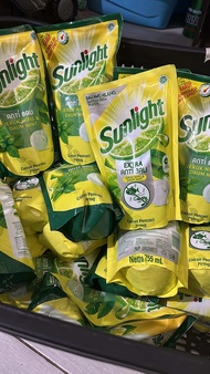 Sunlight 755ml Sabun cuci piring Sunlight Jeruk nipis & Daun mint 755 ml&700