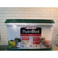 อาหารนกลูกป้อน NutriBird A21 ถังขนาด 3kg (ล็อตใหม่ หมดอายุ 14/7/2024)