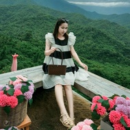 Small Plastic Woven Bag Shoulder Size W*L*H 3.6*23*13 cm.