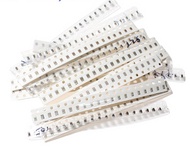 Paket 0805 Kapasitor Capacitor Chip 4pF 8pF 10pF 12pF 15pF 20pF 27pF 30pF 33pF 51pF 56pF 68pF 100pF 
