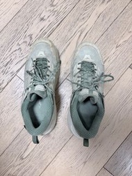 Hoka One One kaha 2 low goretex