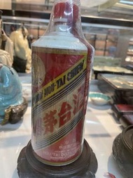 回收茅臺酒 陳年茅台 飛天茅台 貴州茅台 生肖茅台 卡慕李白杜甫  葵花茅台酒  五星茅台酒等等 新舊茅台酒