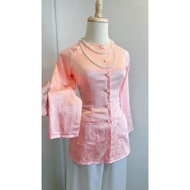 Han Nguyen Ba Ba Shirt - B.A107 - Ba Ba Gam Shirt with Pockets Long Sleeves Round Neck Chrysanthemum