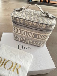 全新Dior經典老花化妝包 稀少淺灰