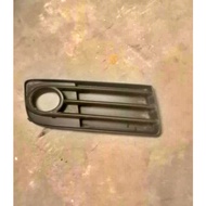 AUDI A3 S3 8P FRONT FOG LIGHT TRIM/GRILL Left 8J0807152B