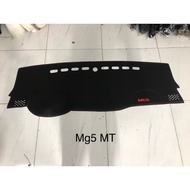 MG5 MT manual transmission floor mats prevent heat, protect car dashboard