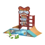 Hot Wheels Skate Shop Fingerboard Playset – Finger Skateboard with Shoes, Kids Toy 5+