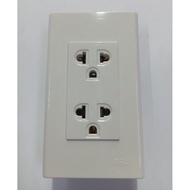 FSL Duplex Universal Outlet