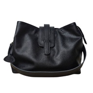 BERNIE Eliska Black Cowhide Bag Milled Leather Shoulder Bag