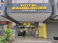 雙溪貝西贊堡飯店 (Hotel Zamburger Sungai Besi)