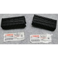 YAMAHA LC135 ORIGINAL COVER FOOTREST (1SET) ORIGINAL HLY (5LL-F7413-00)