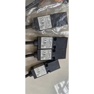 IDEC HS6B-03 safety switch