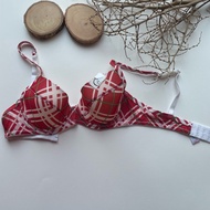 (J42) Jintana (Jintana) Chest 32 Bra With Underwire Thin Foam Holding The Breast Comfortable To Wear