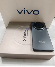 最新 Vivo 摺機 X Fold6 *** 16+1T 黑金特別版 *** 7,000 mAh 特大電池！2億像素相機！支持外架攝影套裝！有Dolby Atoms 靚聲！秒殺 Find N6 , X