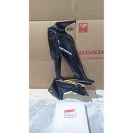 Bộ ốp yếm bên trái | Cánh yếm trong WAVE RSX100 (2007-2008) màu Đen vàng đỏ. PB-383M chính hãng Hond