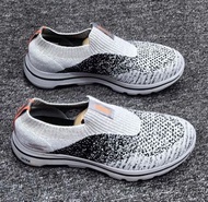 Skechers斯凱奇男鞋新款GO WALK 5 一腳蹬健步鞋 針織鞋面舒適休閒鞋 春秋季41.5碼