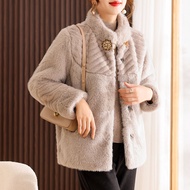 Áo Khoác Lông Cừu Ngắn Dày 2025 Áo Khoác Lông Cừu Lót Lông Sika Thời Trang Thu Đông Cho Phụ Nữ Trung