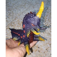 Bandai Godzilla Monster Kaiju Battra Larva 6 inches.