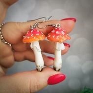 飛木耳 蘑菇耳環是奇怪有趣的妖精真菌首飾