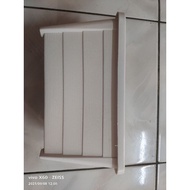 BIG rectangle plastic flower pot 8"