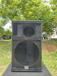 ตู้ลำโพง PS15 นิ้ว ไม้(ปาติเกิ้ล) ใส่แหลมจรวด888กับปากแตร8*8นิ้ว ตะแกรงเหล็ก เบ้าเสียบ ลูกยางรองกันล