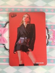Taeyeon yes card