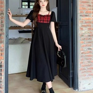 Summer Midi Dress - Elegant Floral Korean Style, White & Black, Plus Size, Ideal for Beach Vacations