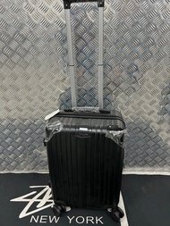 Elle 磨砂嘿20 吋行李箱 Elle 20 inch luggage for handcarry  35 x 23 x 55cm