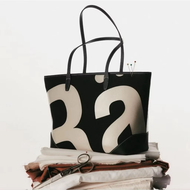 กระเป๋า rally movement Whisper ของแท้ 100% Mini Leather Tote Bag จากแบรนด์ really movement พร้อมส่ง